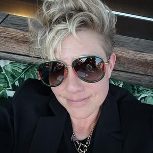 Meet your Posher, Kelly